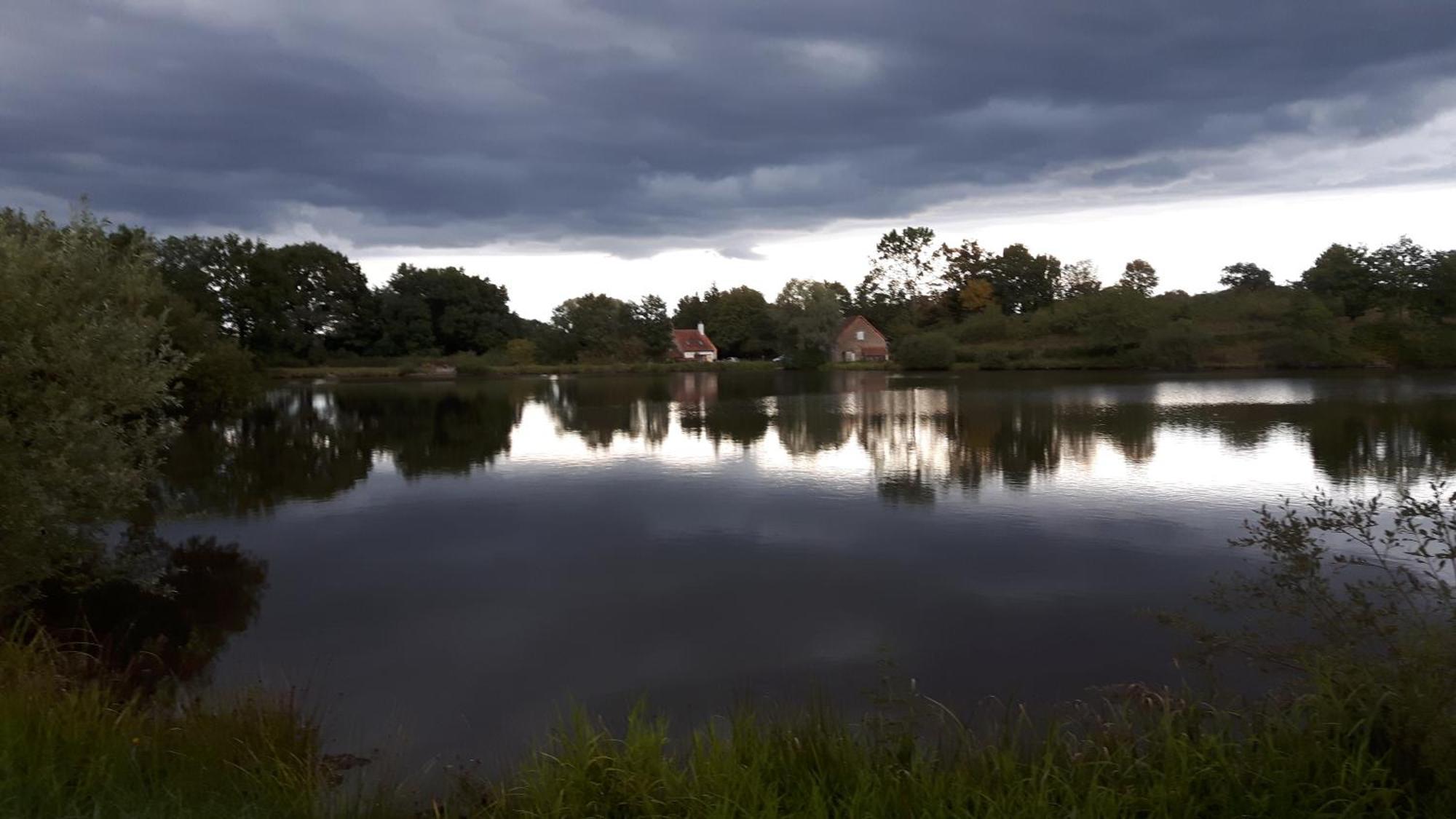 Le Coeur Du Moulin - Chambre D'Hote Saint-Aubin-le-Monial ภายนอก รูปภาพ